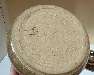 C92 - $15. Vintage Pottery Lidded Vessel. 