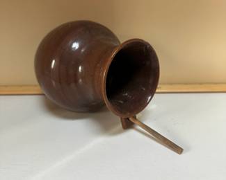 C71 - $20. Holly Hill - Seagrove NC Pottery Bird House. Like new!