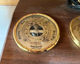 C66 - $65. World Discoverer Globe Lamp with Barometer, Hydrometer & Thermometer