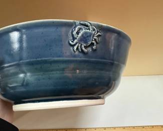 C91 - $20. Crab Pottery Bowl. Signed. In excellent condition!