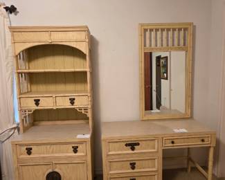 Dixie Furniture Company  Shangri-La Collection in wonderful condition