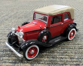 1932 Ford Convertible Sedan 1/32 Scale Diecast Model Car, In Original Box 