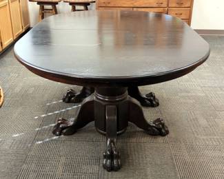 Wood Dining Table With Pedestal Claw Foot Base, 29" x 71" x 47.5" 