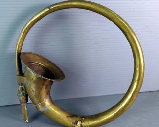 Vintage Peacock Brass Bulb Horn