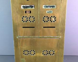 Brass Wall Mount Mailbox Unit 