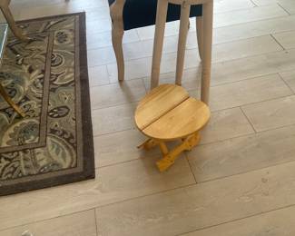 Heart shaped folding footstool