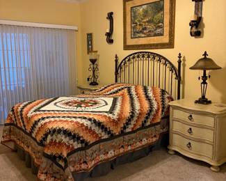 Queen bed, bedside tables, quilt