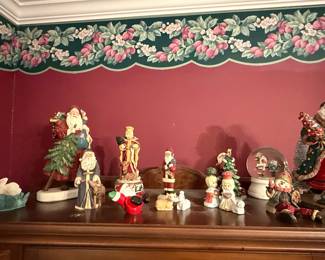 Collection of Assorted Christmas Figurines, including Heritage Mint and Jim Shore