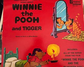 Walt Disney Presents Songs About Winnie the Pooh and Tigger Disneyland Record DQ-1317