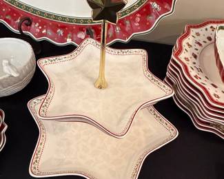 Villeroy & Boch Winter Bakery Delight 2-Tier Serving Stand