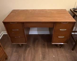 Broyhill Premier Division Mid-Century Modern Desk