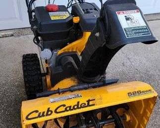 1 CUB CADET 526 SWE Snowblower