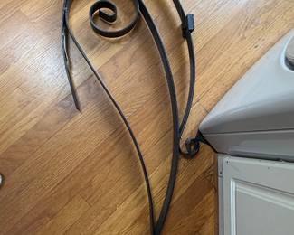 Wrought Iron Scroll Wall Bracket