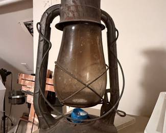 Antique Dietz No. 2 D-Lite Kerosene Lantern