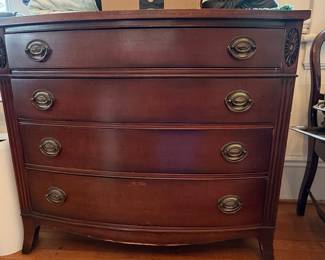 Mahogany Federal Style Serpentine Front Chest of Drawers