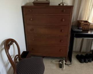 Victorian Walnut "Jenny Lind" Style Chest of Drawers