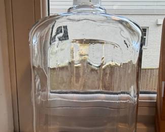 Vintage Clear Glass Decanter with Stopper