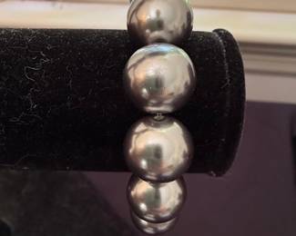 Large Bead Stretch Bracelet