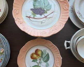 Mottahedeh "Summer Fruit" Porcelain Plates with Vista Alegre Mark