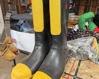 Black Diamond Firefighter Rubber Boots