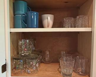 Assorted Glassware Set