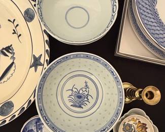 Jingdezhen Porcelain Rice Grain Pattern Bowls