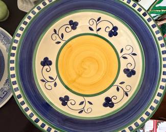 Williams Sonoma "Marisol" Pattern Dinner Plate