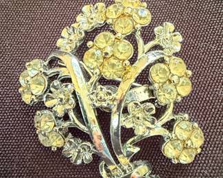 Rhinestone Flower Bouquet Brooch