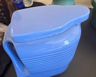 Westinghouse Hall China Co. "Ribbed" Refrigerator Dish