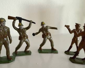 Les Soldats De Plomb