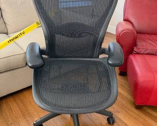 Herman Miller Aeron Chair 