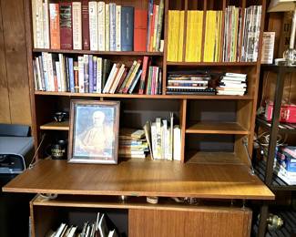 Repeat Photo, why? Because I love these Mid Mod Cabinets and wanted to see them again