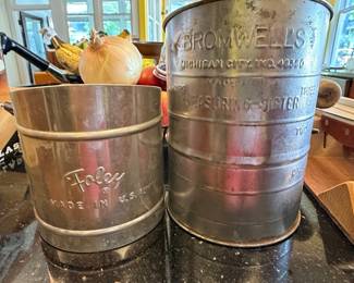 Vintage Bromwell's Measuring Sifter and Foley Measuring Cup Set
