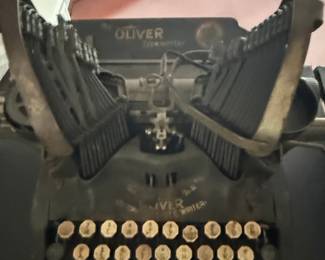 The Oliver Typewriter No. 9