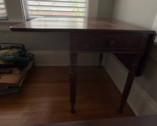 Antique Sheraton Style Drop Leaf Side Table