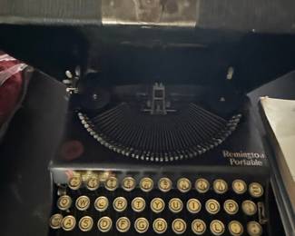 1920s Remington Portable Typewriter