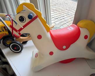 Little Tikes Roll 'n Rocker Horse