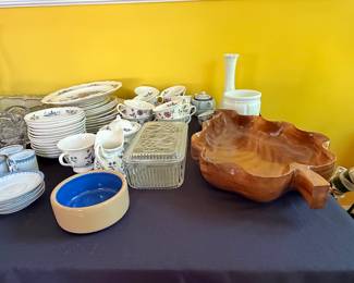 Wood Carved Leaf Shaped Salad Bowl