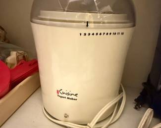 Euro Cuisine Yogurt Maker YM260