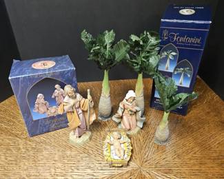  008 Fontanini Holy Family Figurines  Palm Trees