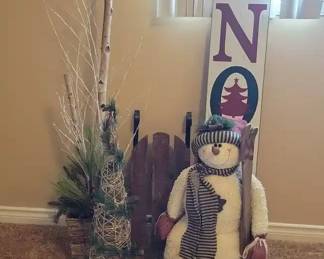 Outdoor Christmas Decor