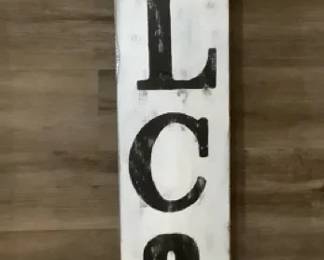 Old Barnwood Welcome Sign