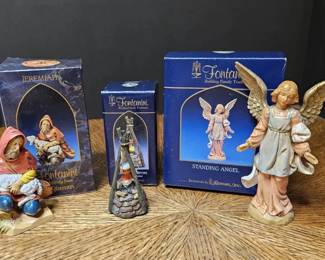Fontanini Nativity Figures Standing Angel  Jeremiah  Lighted Campfire