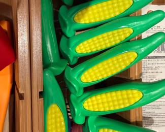CORN COB HOLDERS
