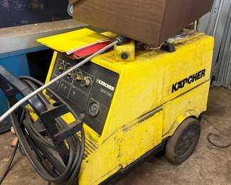 KARACHER Model HDS 790 Hot Water Power Washer - MARKETPLACE BUY IT NOW MARCH 25-27