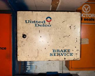 Vintage Delco Advertising Chest