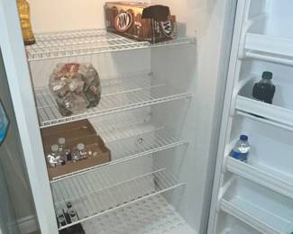 ALL FRIDGE - CLEAN & COLD!