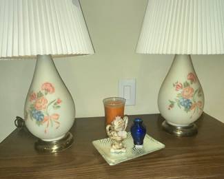 PAIR OF BEDSIDE LAMPS