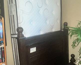 SERTA TWIN MATTRESS & TWIN BED FRAME