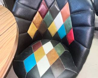 ORIGINAL DIAMOND-TUFT UPHOLSTERY